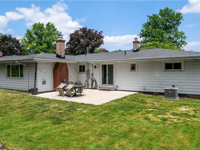 718 Starlight Drive , Seven Hills, OH 44131 Photo 3