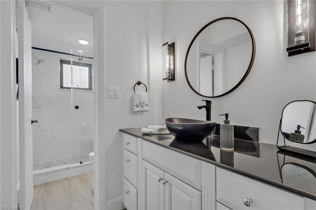 788 Park Shore Dr , Unit E14, Naples, FL 34103 Photo