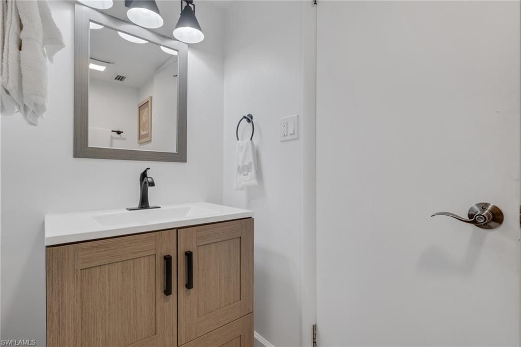 788 Park Shore Dr , Unit E14, Naples, FL 34103 Photo