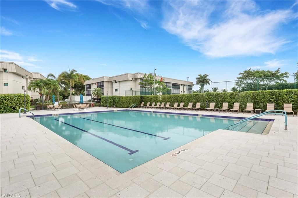 788 Park Shore Dr , Unit E14, Naples, FL 34103 Photo