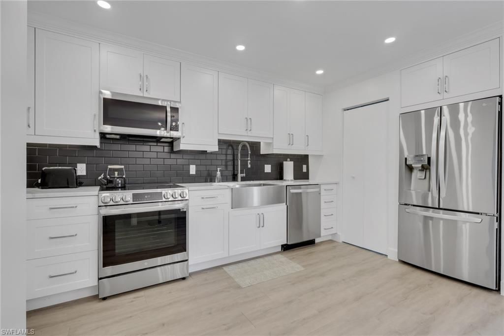 788 Park Shore Dr , Unit E14, Naples, FL 34103 Photo