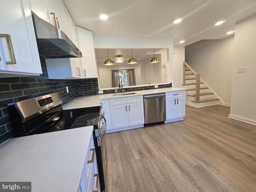 8760 STONERIDGE DRIVE, MANASSAS, VA 20111