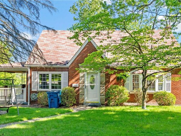 146 Westward Ho Dr , Pittsburgh, PA 15235