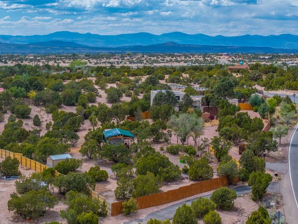 3846 W Alameda Street , Santa Fe, NM 87507