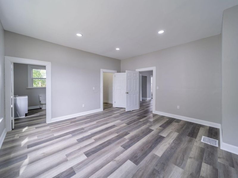435 N Main , Unit 437, Marion, OH 43302 Photo 18