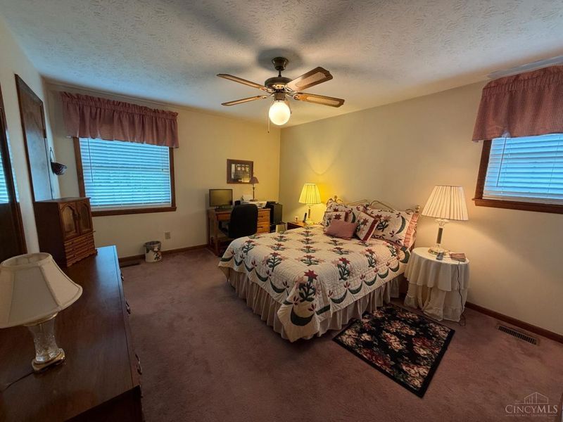 5756 Forge Bridge Drive, West Chester, OH 45069 Photo 12