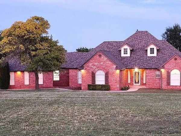 2010 Sandpiper Drive, Blanchard, OK 73010