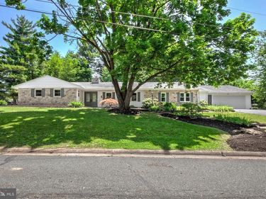 828 BROOKSIDE ROAD, POTTSTOWN, PA 19464