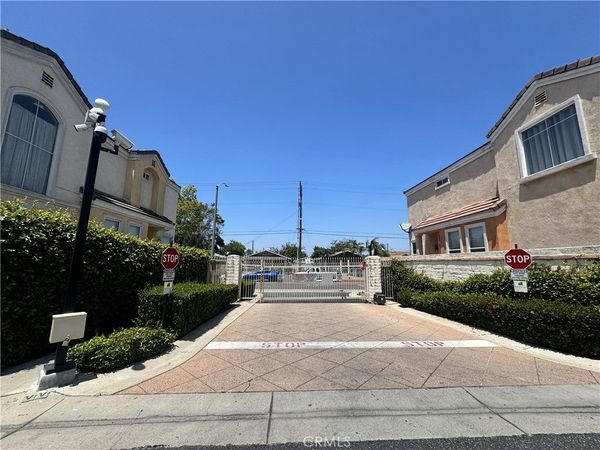 12690 Antigua Court, Lynwood, CA 90262