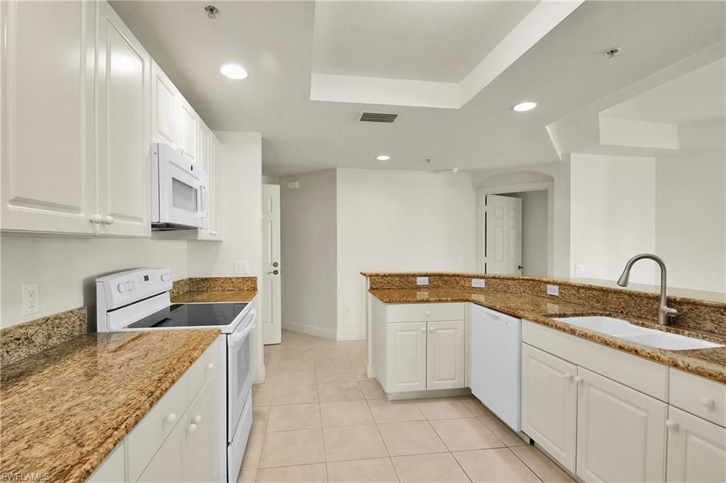 2743 1st St, Unit 1006, Fort Myers, FL 33916 Photo