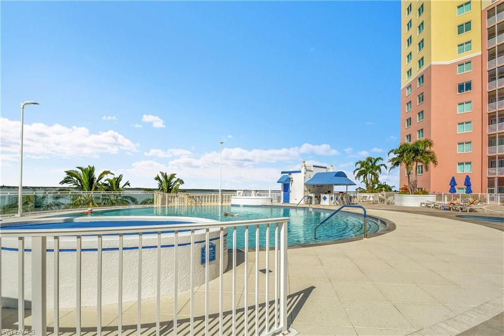 2743 1st St, Unit 1006, Fort Myers, FL 33916 Photo