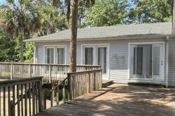 118 Autumn Lane photo 4