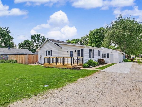 305 S 1st Street , Tolono, IL 61880