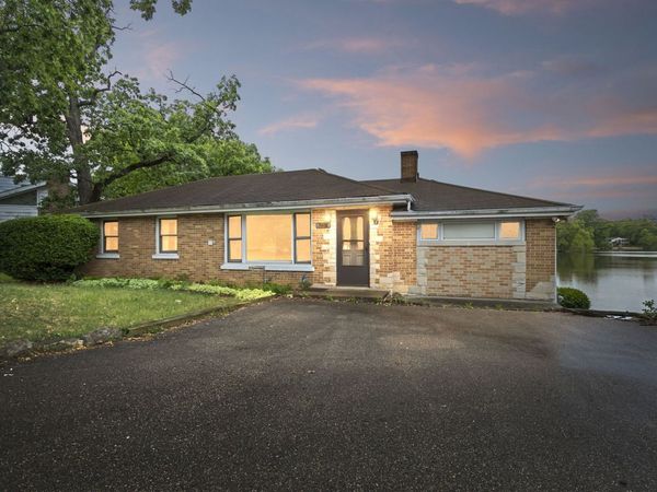 3815 Midway Drive , Island Lake, IL 60042