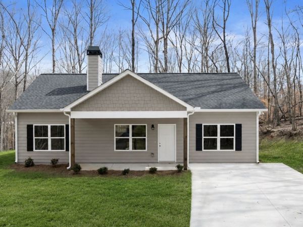 96 Hawks Ridge Ct, Cleveland, GA 30528