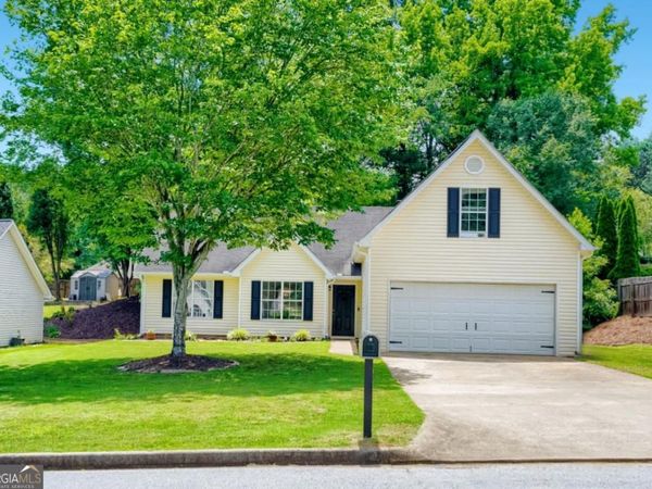 633 Effie Drive, Lawrenceville, GA 30045
