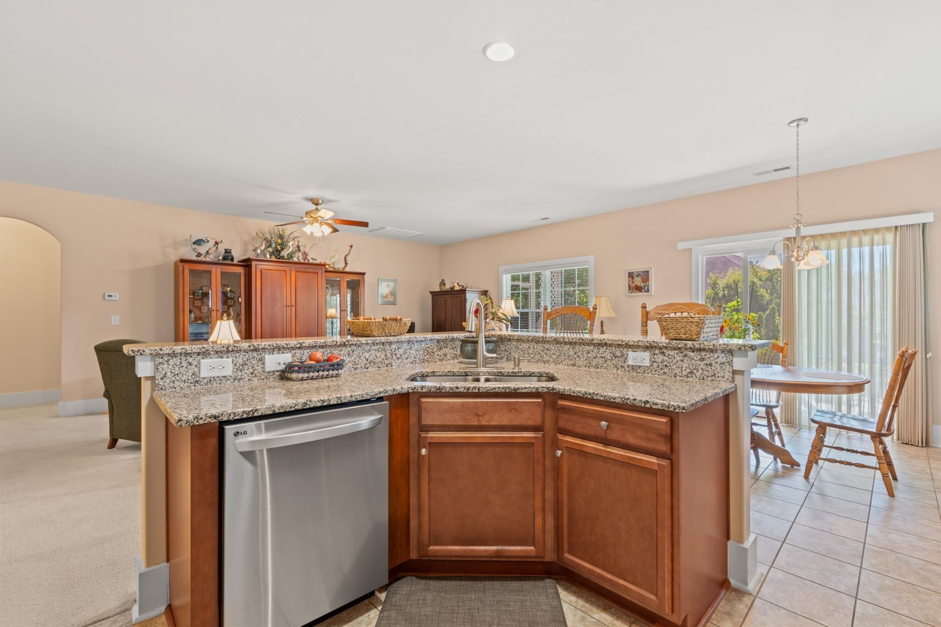 416 Retriever Ct.  Photo 14