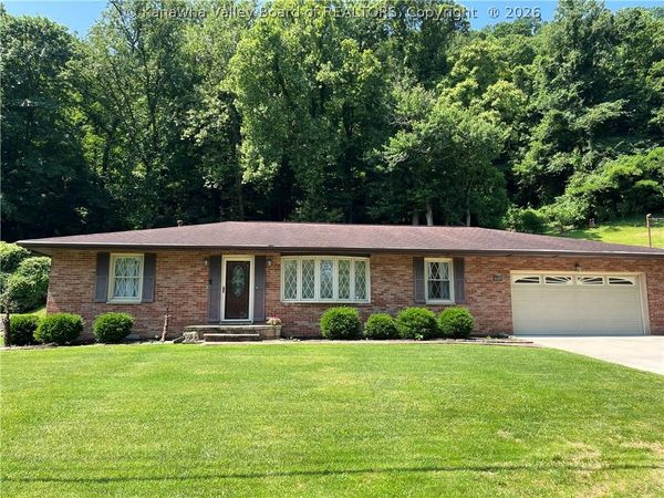 4409 Chesterfield Avenue, Charleston, WV 25304