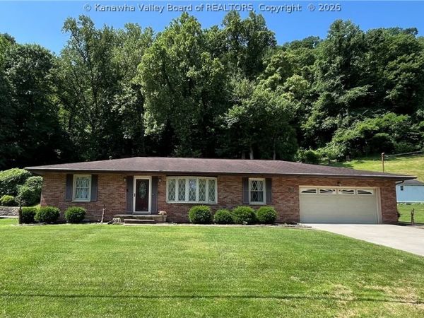 4409 Chesterfield Avenue, Charleston, WV 25304