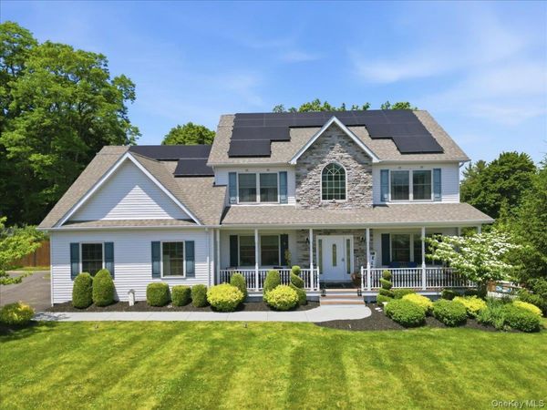 5 Gleneagles Court, Monroe, NY 10950