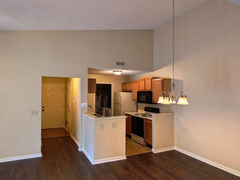 561 Napa Valley Lane, Unit 10, Fort Mitchell, KY 41017 Photo 5