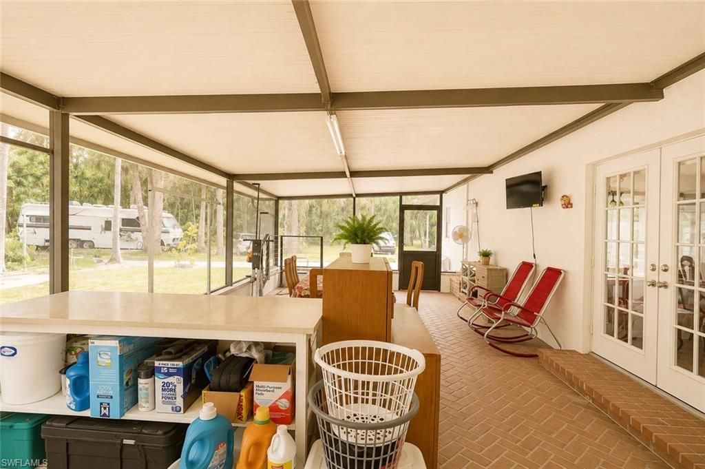 130 Jung Blvd W, Naples, FL 34120 Photo