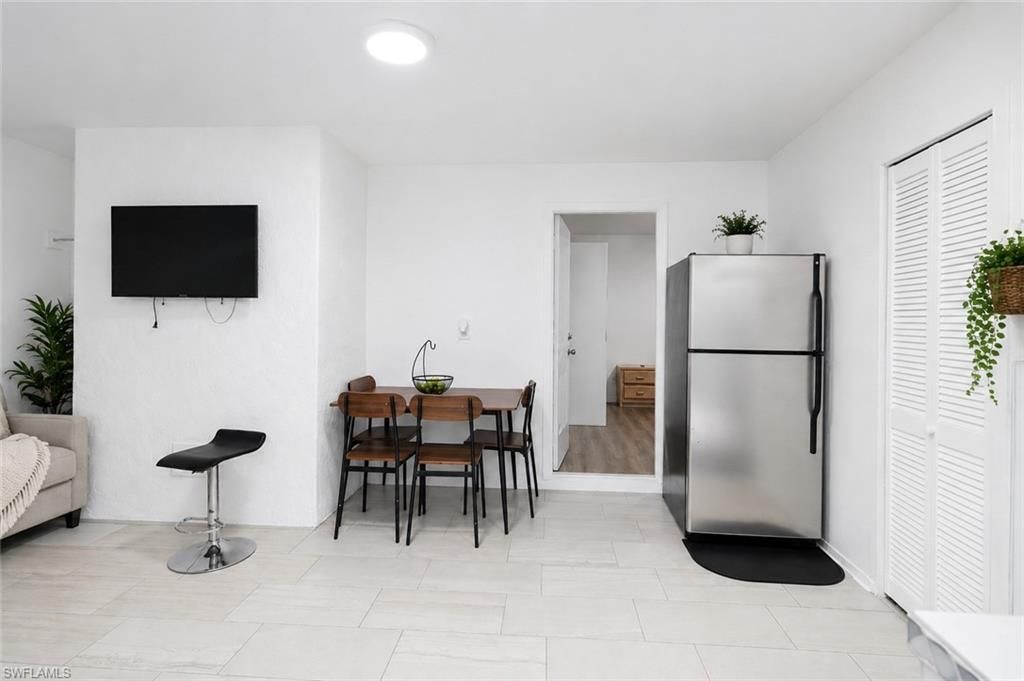 130 Jung Blvd W, Naples, FL 34120 Photo