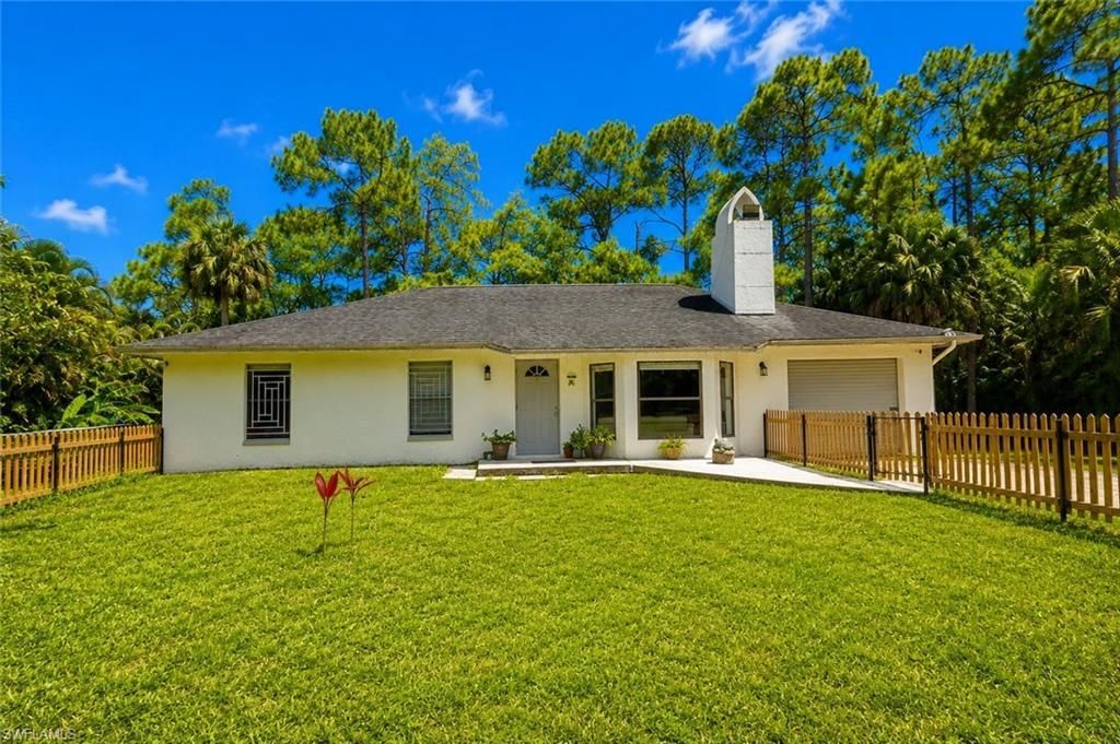 130 Jung Blvd W, Naples, FL 34120 Photo