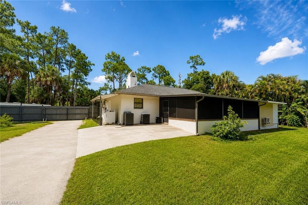 130 Jung Blvd W, Naples, FL 34120 Photo