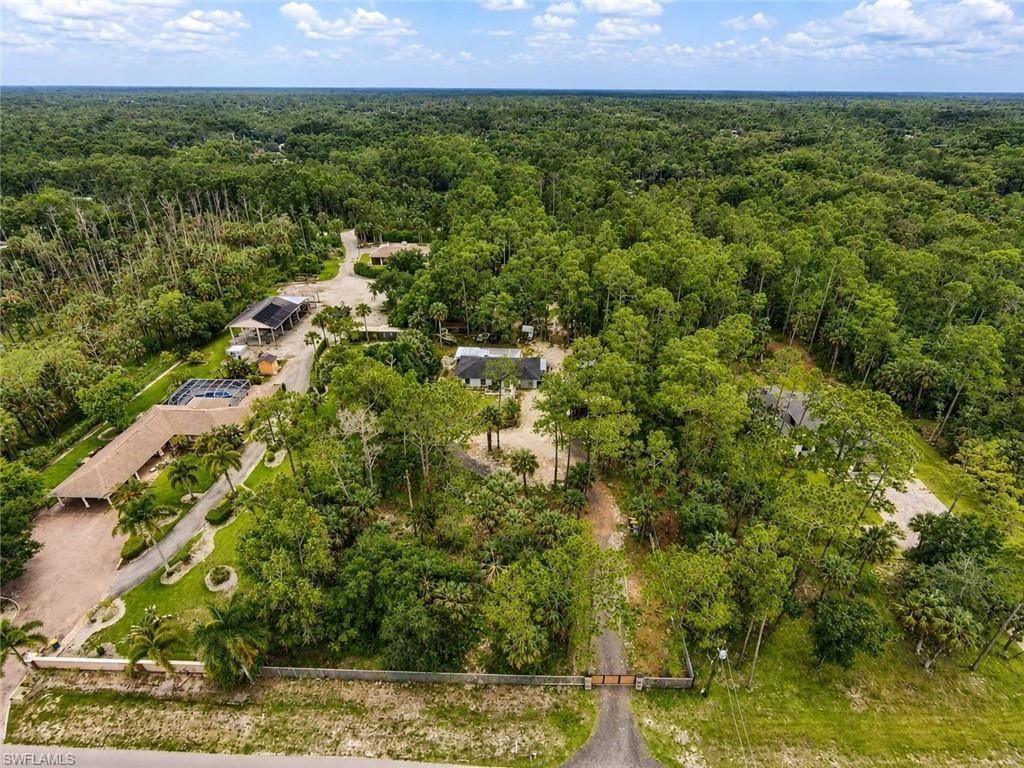 130 Jung Blvd W, Naples, FL 34120 Photo