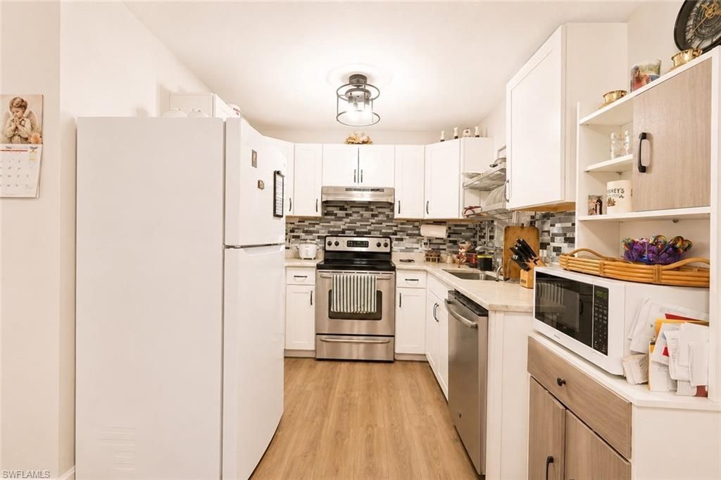 130 Jung Blvd W, Naples, FL 34120 Photo