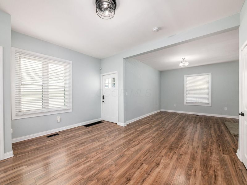 997 Oakwood Avenue , Columbus, OH 43206 Photo 5
