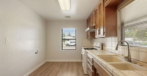1221 S Pleasant Ave, Lodi, CA 95240 Photo