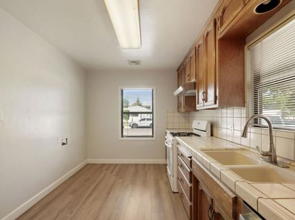 1221 S Pleasant Ave, Lodi, CA 95240 Photo