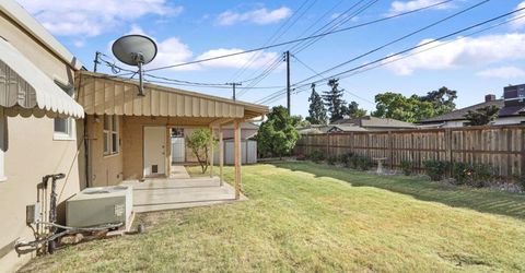 1221 S Pleasant Ave, Lodi, CA 95240 Photo