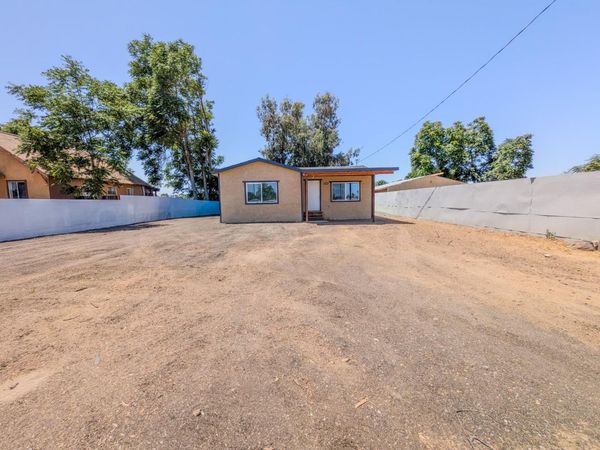 1605 El Dorado Ave, Modesto, CA 95358
