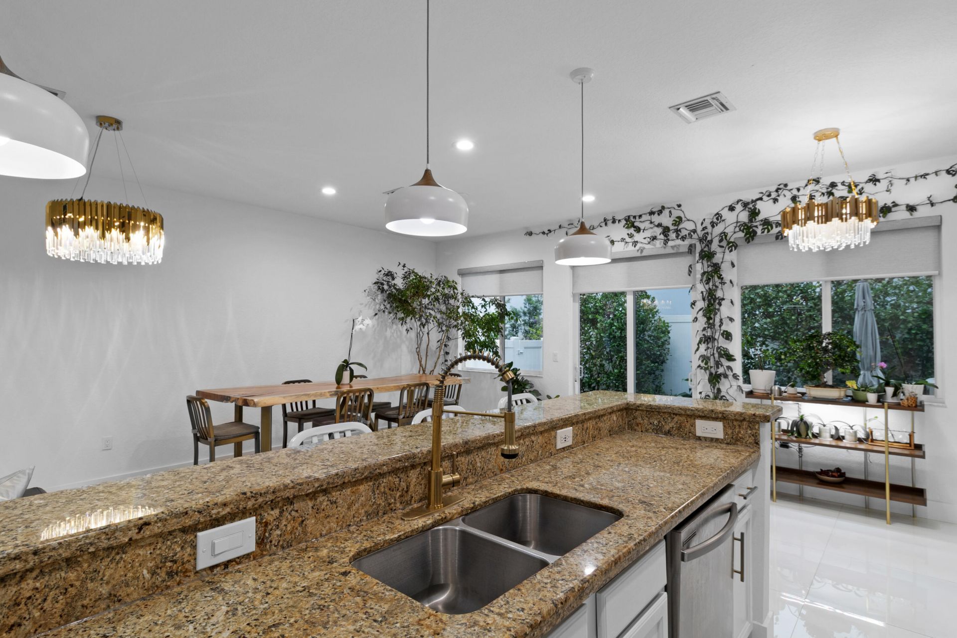 732 SE 2nd Street, Unit 732, Pompano Beach, FL 33060 Photo