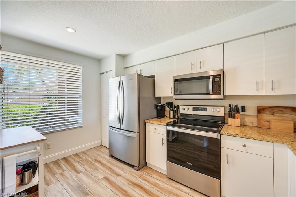 6650 Huntington Lakes Cir , Unit 102, Naples, FL 34119 Photo