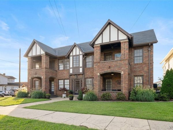 721 20th Avenue, Unit 101, Tuscaloosa, AL 35401