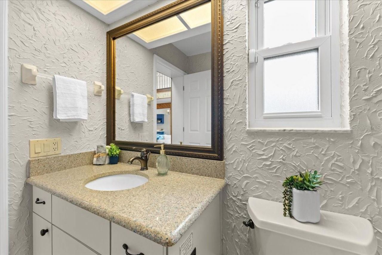 1589 Mary Lane, Tarpon Springs, FL 34689 Photo