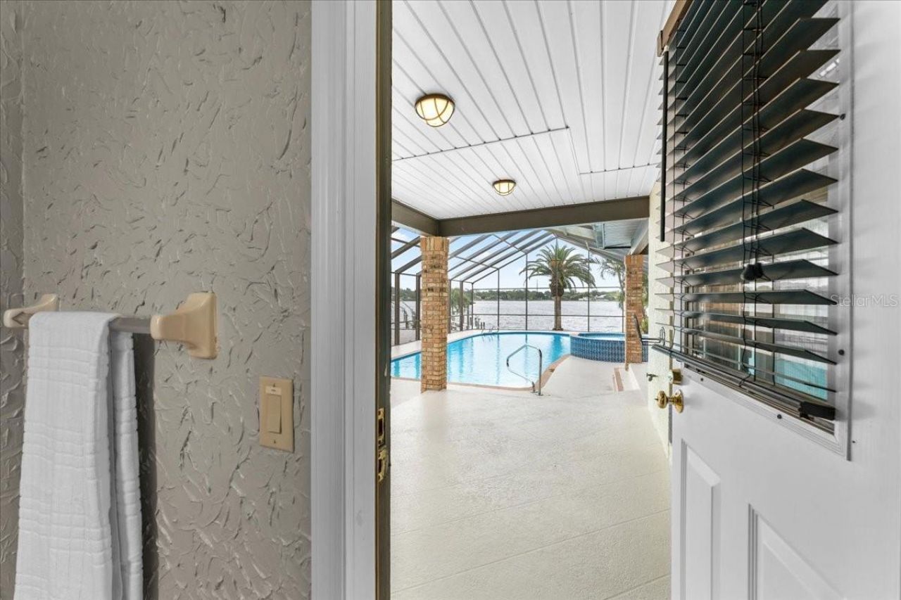 1589 Mary Lane, Tarpon Springs, FL 34689 Photo