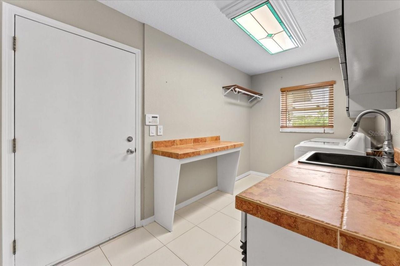 1589 Mary Lane, Tarpon Springs, FL 34689 Photo