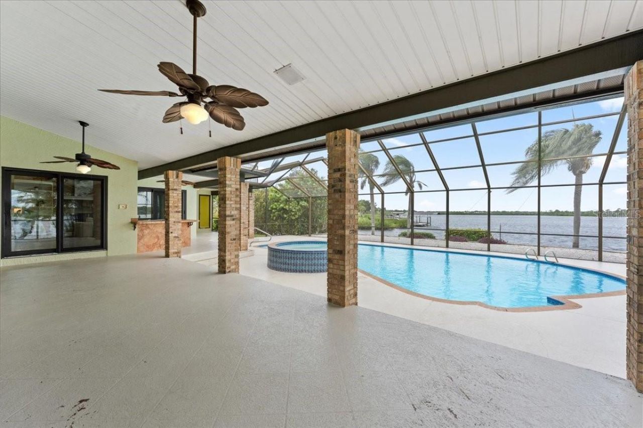 1589 Mary Lane, Tarpon Springs, FL 34689 Photo