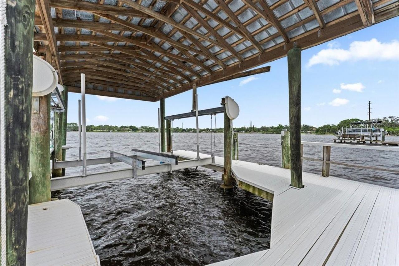 1589 Mary Lane, Tarpon Springs, FL 34689 Photo
