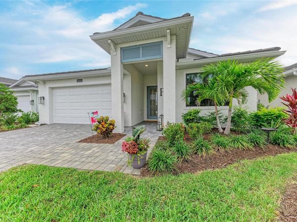 18615 MIDSUMMER PLACE , VENICE, FL 34293