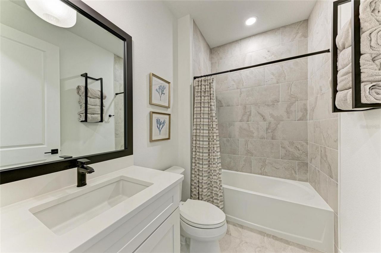 18615 Midsummer Place, Venice, FL 34293 Photo