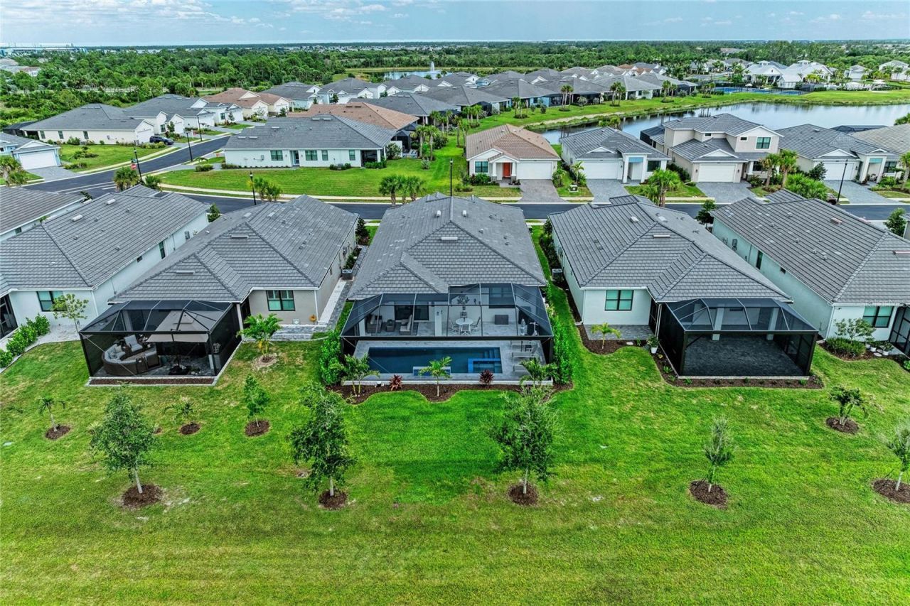 18615 Midsummer Place, Venice, FL 34293 Photo