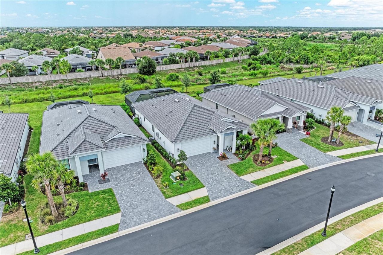 18615 Midsummer Place, Venice, FL 34293 Photo