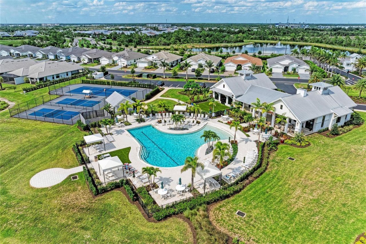 18615 Midsummer Place, Venice, FL 34293 Photo