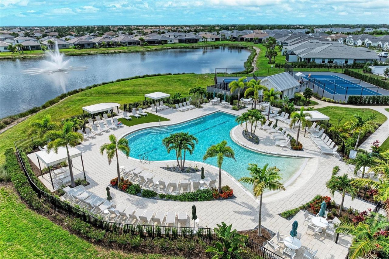 18615 Midsummer Place, Venice, FL 34293 Photo